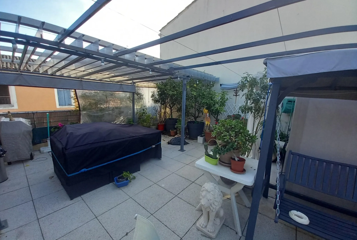 Appartement P4 à Lunel avec terrasse et parking privé 