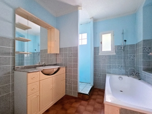 Maison à rénover entre Saint-Juéry et Ambialet, 100 m² sur 964 m² de terrain 
