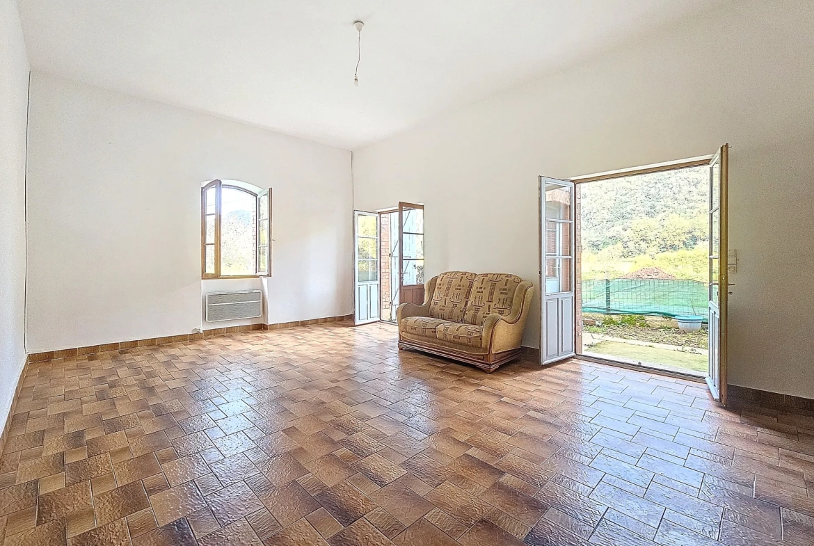 Maison à rénover entre Saint-Juéry et Ambialet, 100 m² sur 964 m² de terrain 