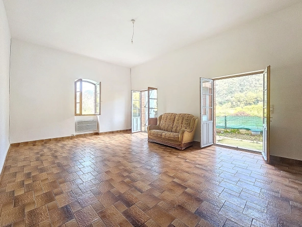 Maison à rénover entre Saint-Juéry et Ambialet, 100 m² sur 964 m² de terrain 
