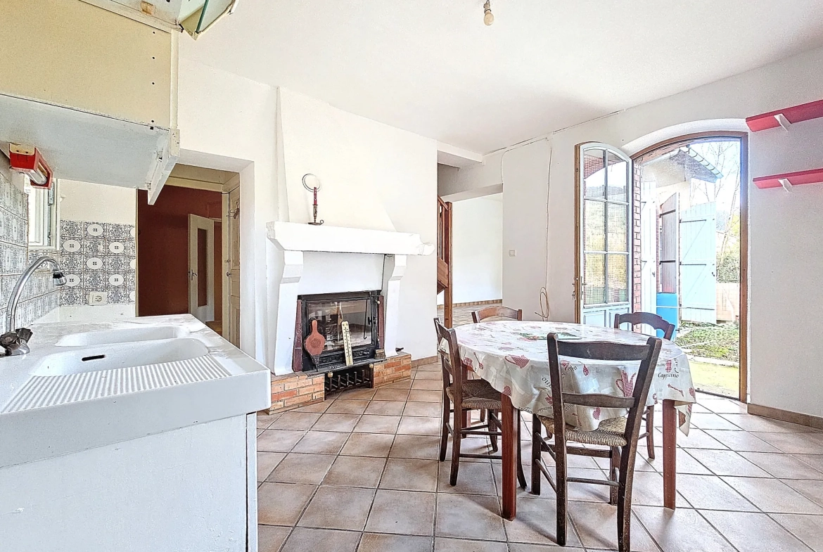 Maison à rénover entre Saint-Juéry et Ambialet, 100 m² sur 964 m² de terrain 