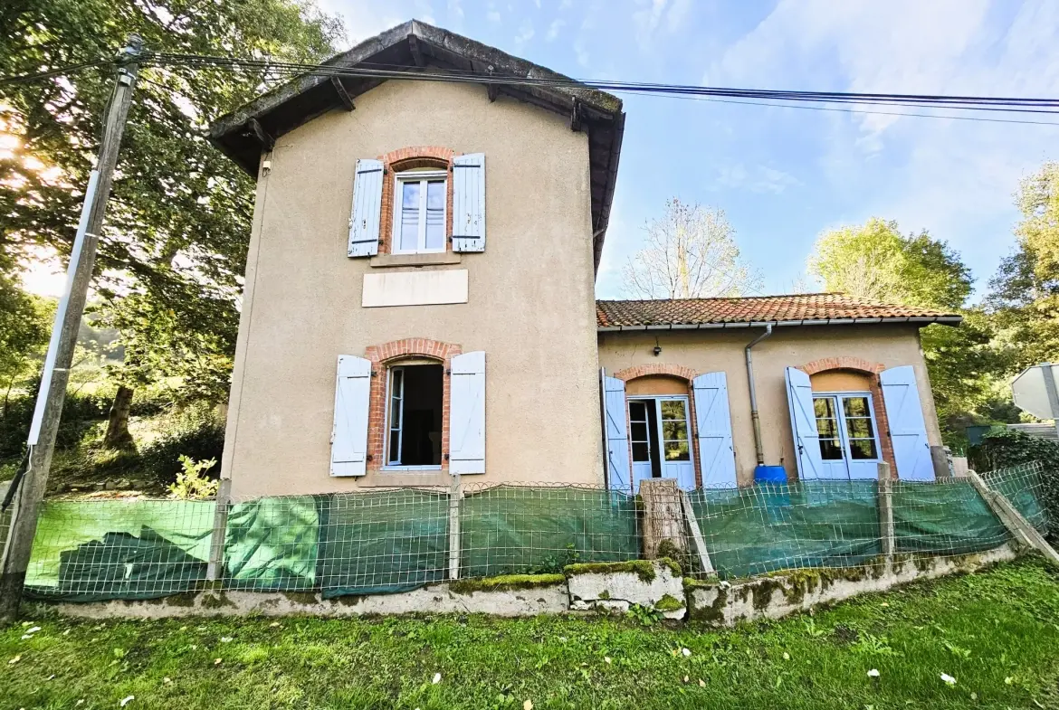 Maison à rénover entre Saint-Juéry et Ambialet, 100 m² sur 964 m² de terrain 