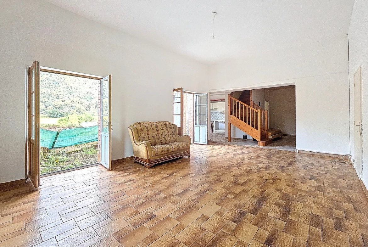 Maison à rénover entre Saint-Juéry et Ambialet, 100 m² sur 964 m² de terrain 