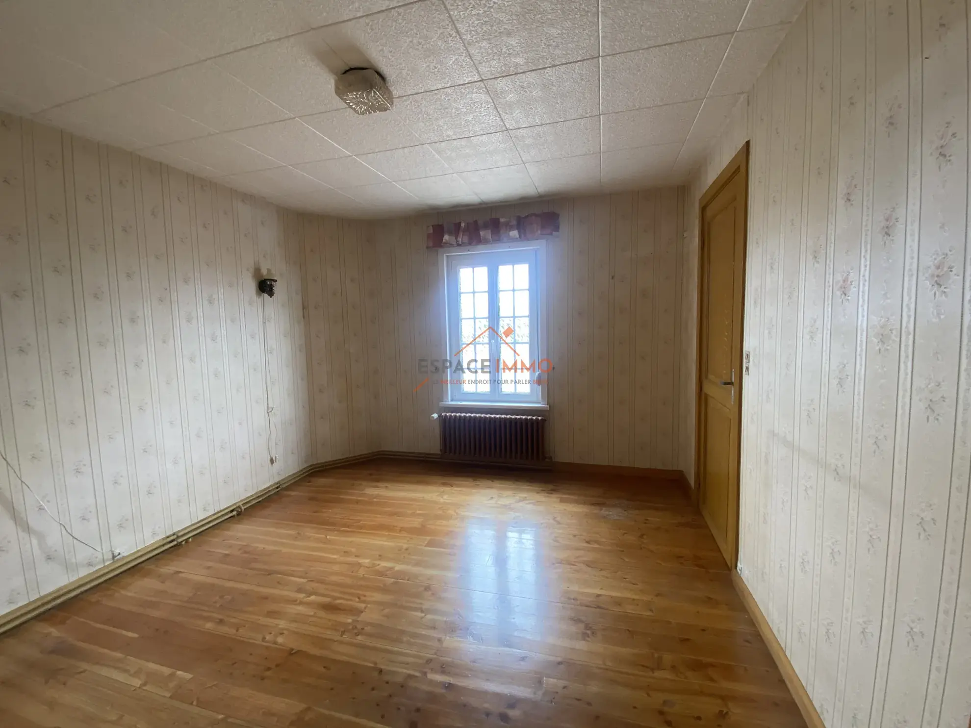 Maison semi-individuelle de 95 m² avec garage et jardin à Trith Saint Léger 