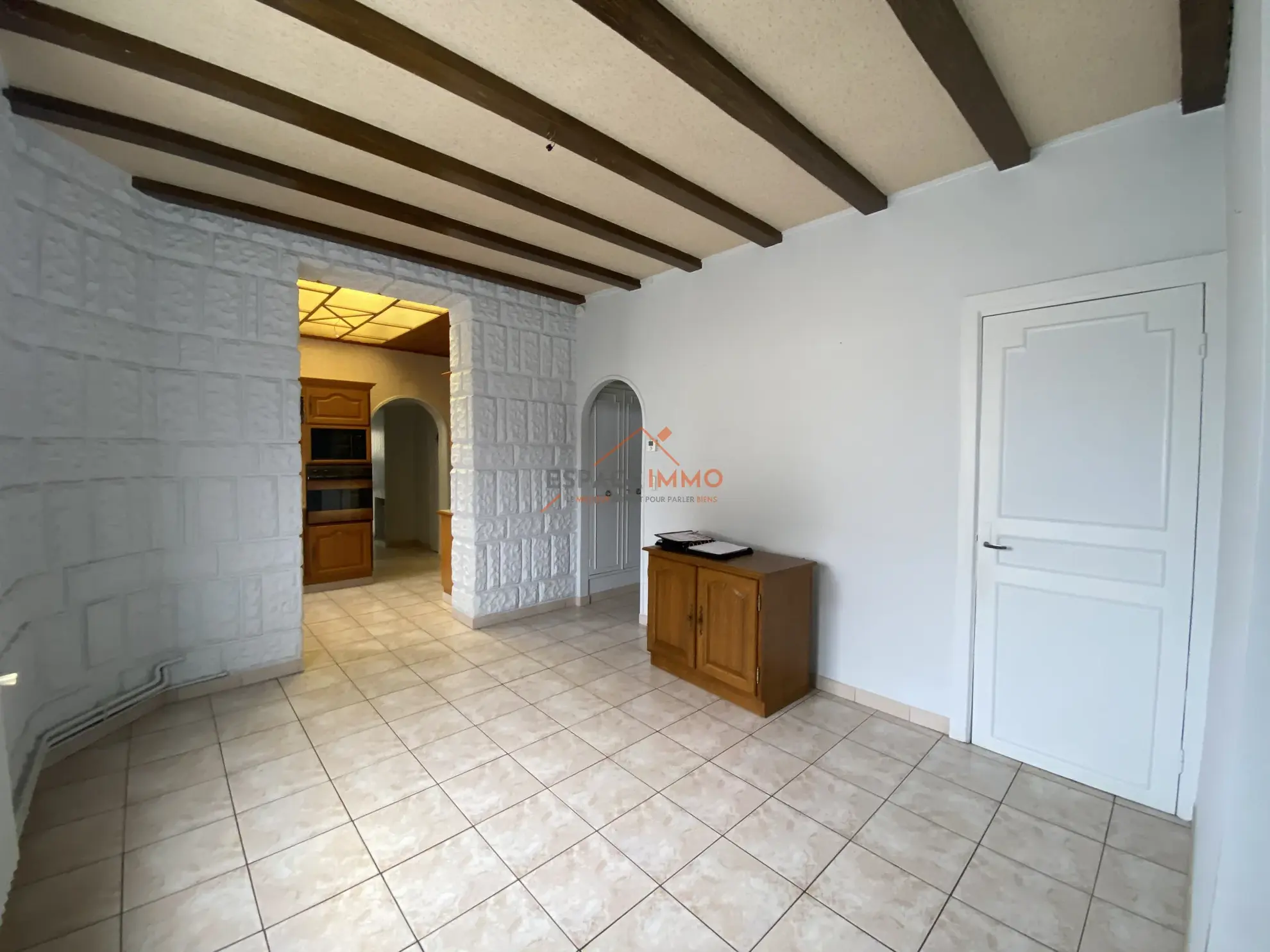 Maison semi-individuelle de 95 m² avec garage et jardin à Trith Saint Léger 