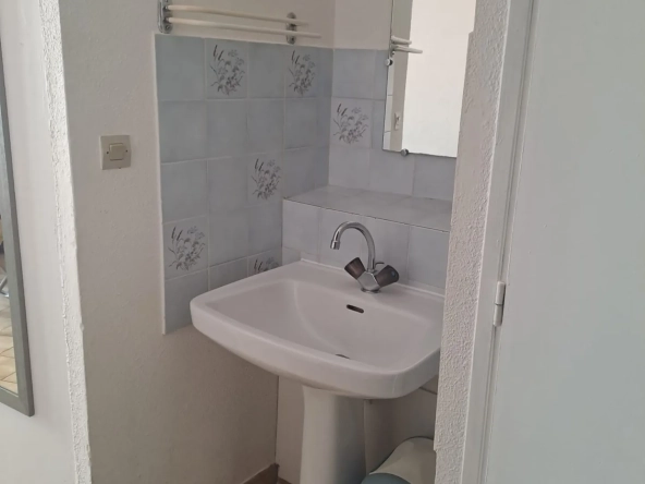 Studio à vendre à Amélie les Bains proche des thermes - Pied-à-terre ou investissement 