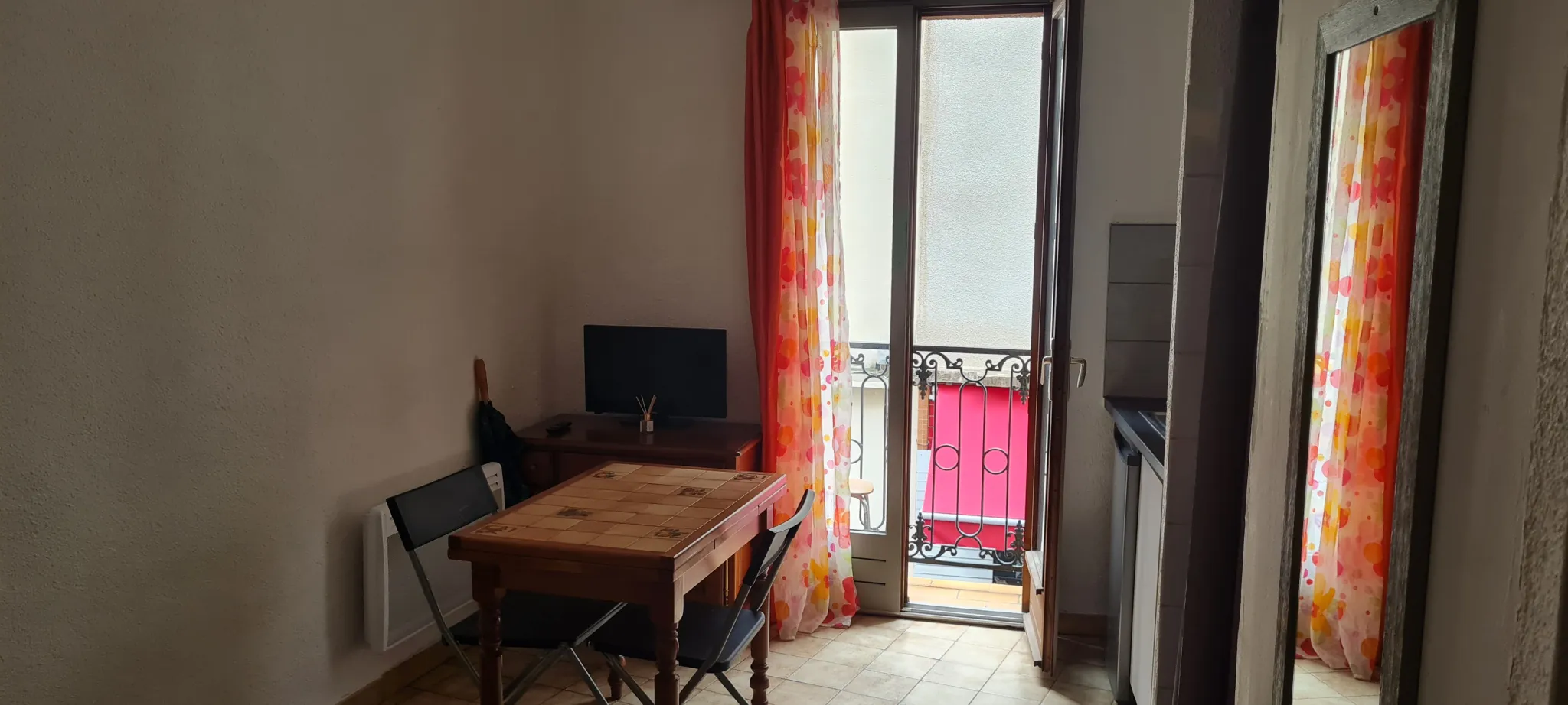 Studio à vendre à Amélie les Bains proche des thermes - Pied-à-terre ou investissement 