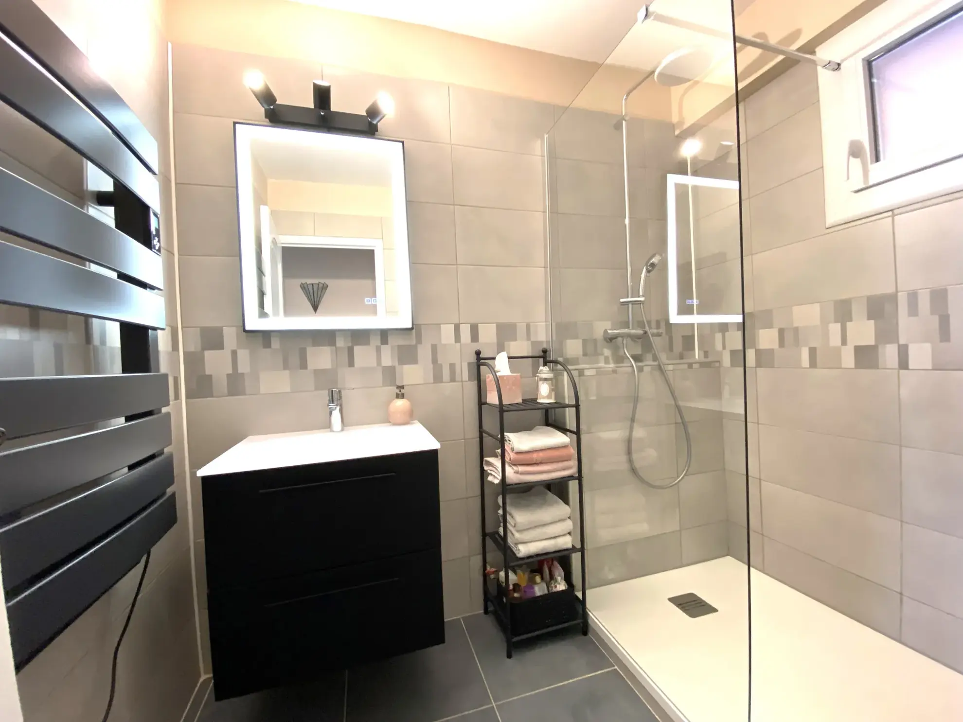 Bel appartement de 62m² avec balcon et parking à La Londe-les-Maures 