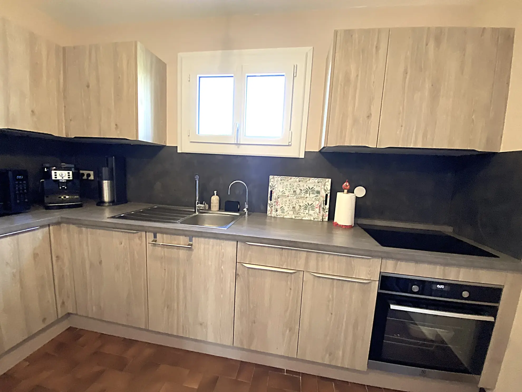 Bel appartement de 62m² avec balcon et parking à La Londe-les-Maures 