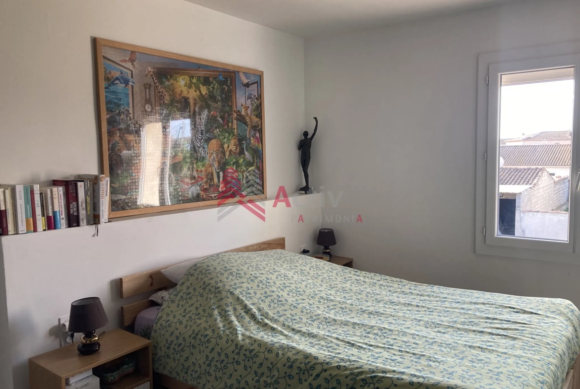 Villa T4 à vendre à Arles avec terrasse, jardin et parking 