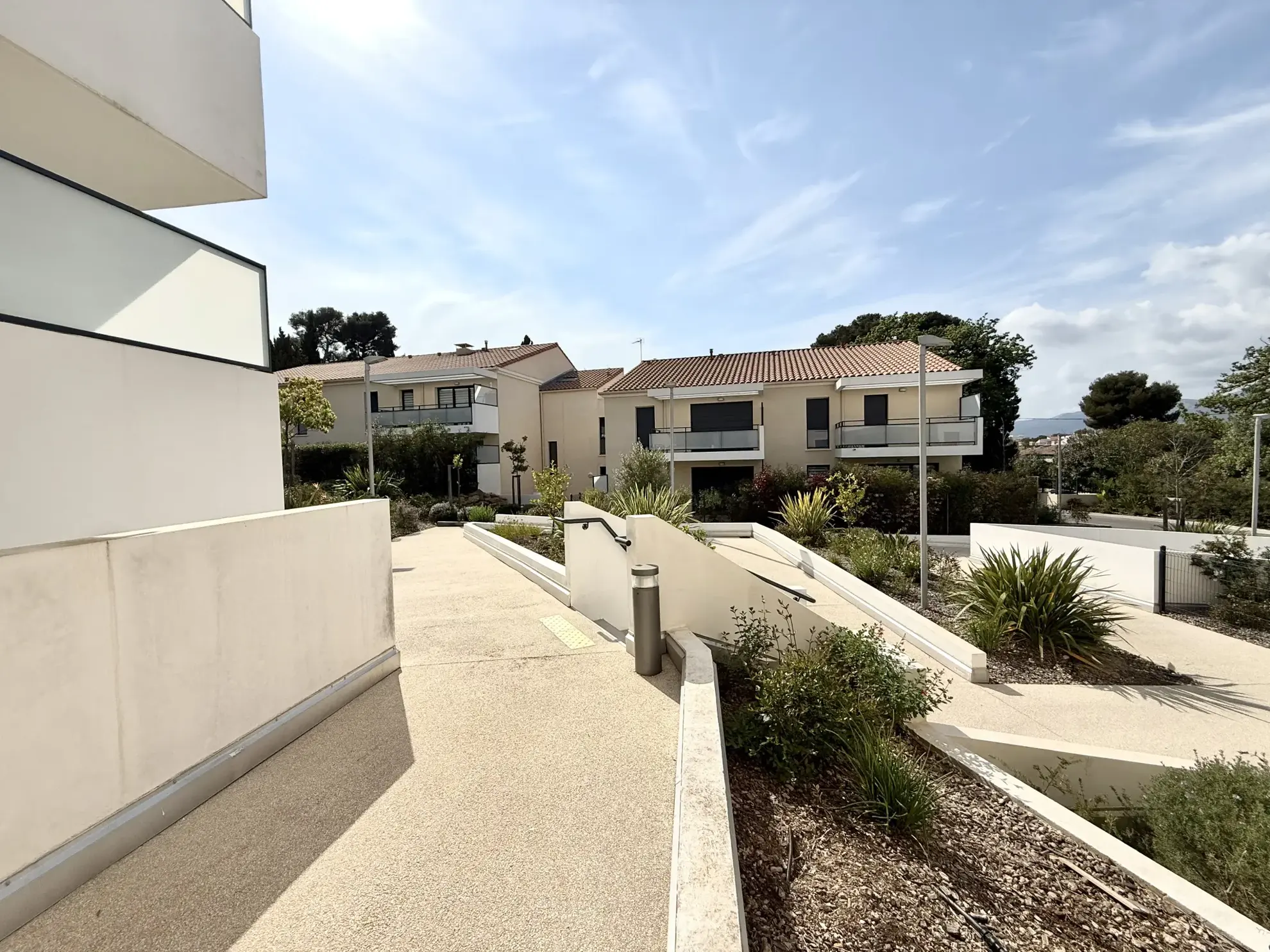 Appartement 2 pièces avec terrasse et parking à Toulon Coudon 