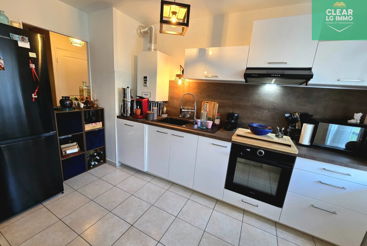Appartement T2 de 48m² à Metz Sablon avec parking privé et cuisine équipée 