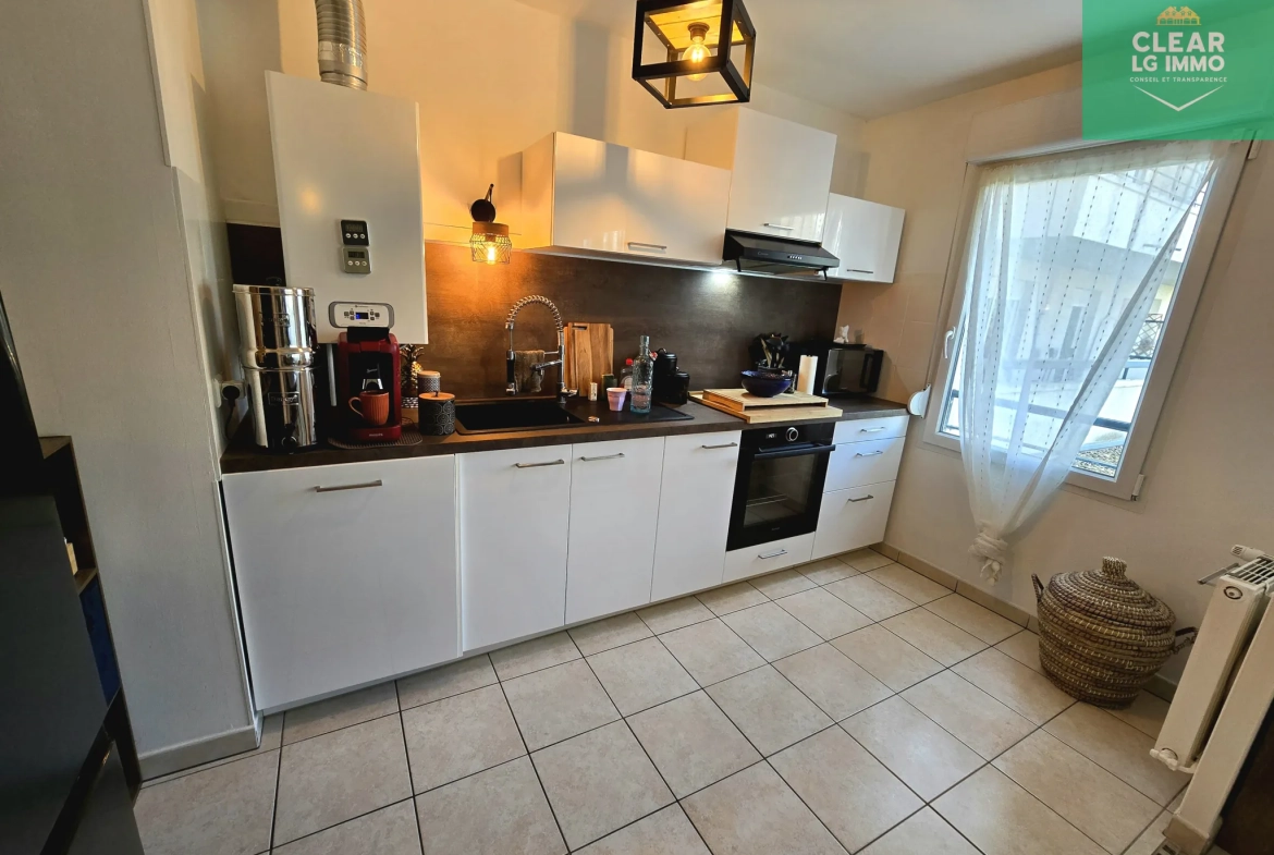 Appartement T2 de 48m² à Metz Sablon avec parking privé et cuisine équipée 