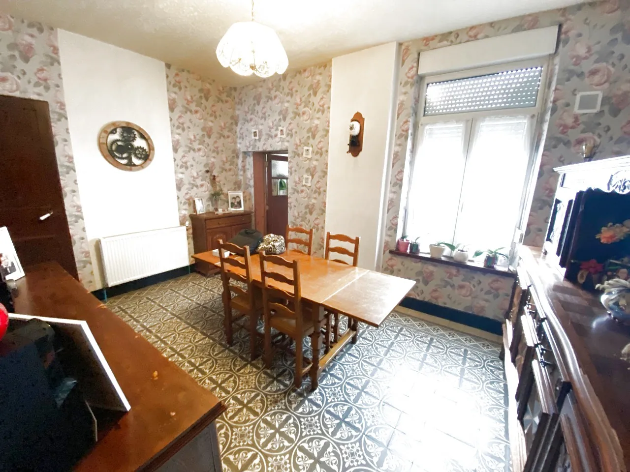 Maison en briques de 100 m² avec 4 chambres à Jeumont 