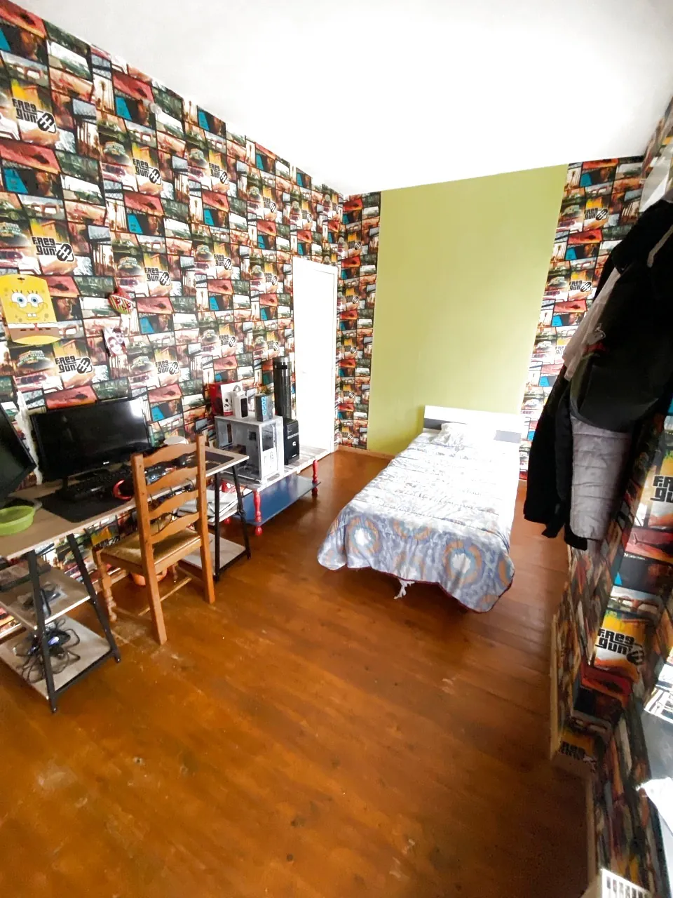 Maison en briques de 100 m² avec 4 chambres à Jeumont 