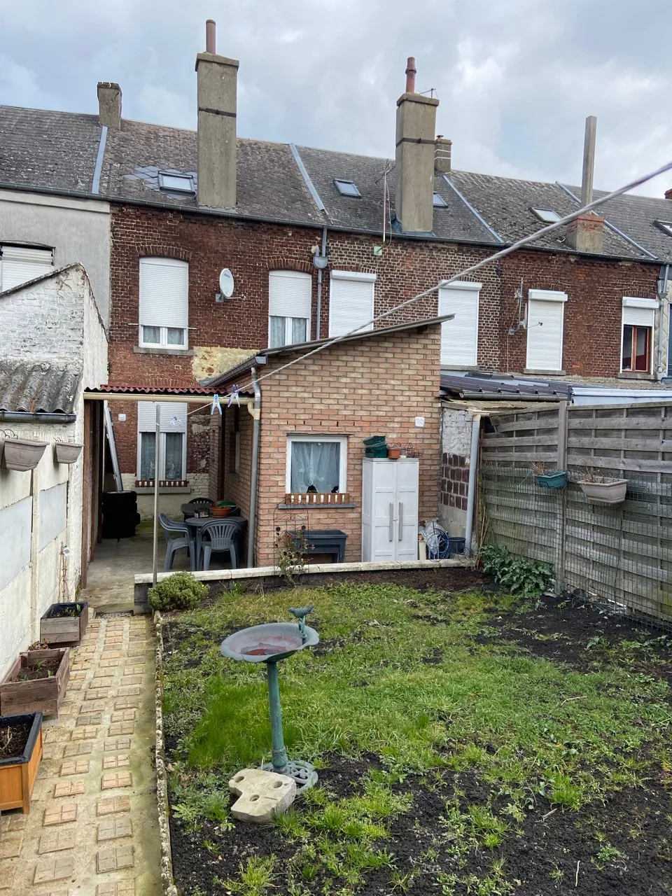 Maison en briques de 100 m² avec 4 chambres à Jeumont 