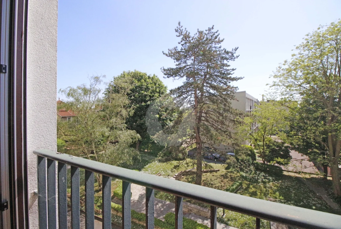 Studio lumineux de 34,86 m² à Saint-Maur-des-Fossés, idéal location ou premier achat 