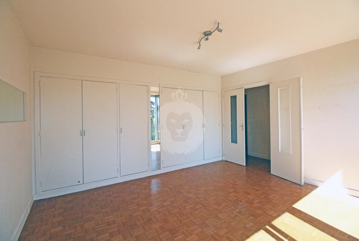 Studio lumineux de 34,86 m² à Saint-Maur-des-Fossés, idéal location ou premier achat 