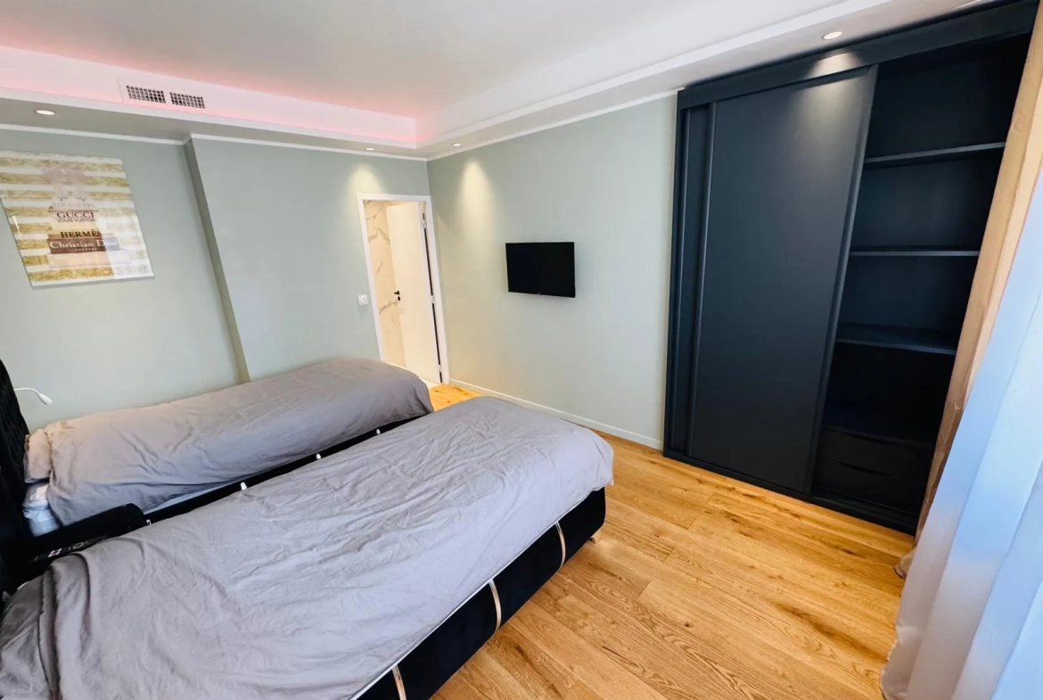 À vendre à Grenoble : Magnifique appartement T3 rénové de 67 m² proche centre-ville 