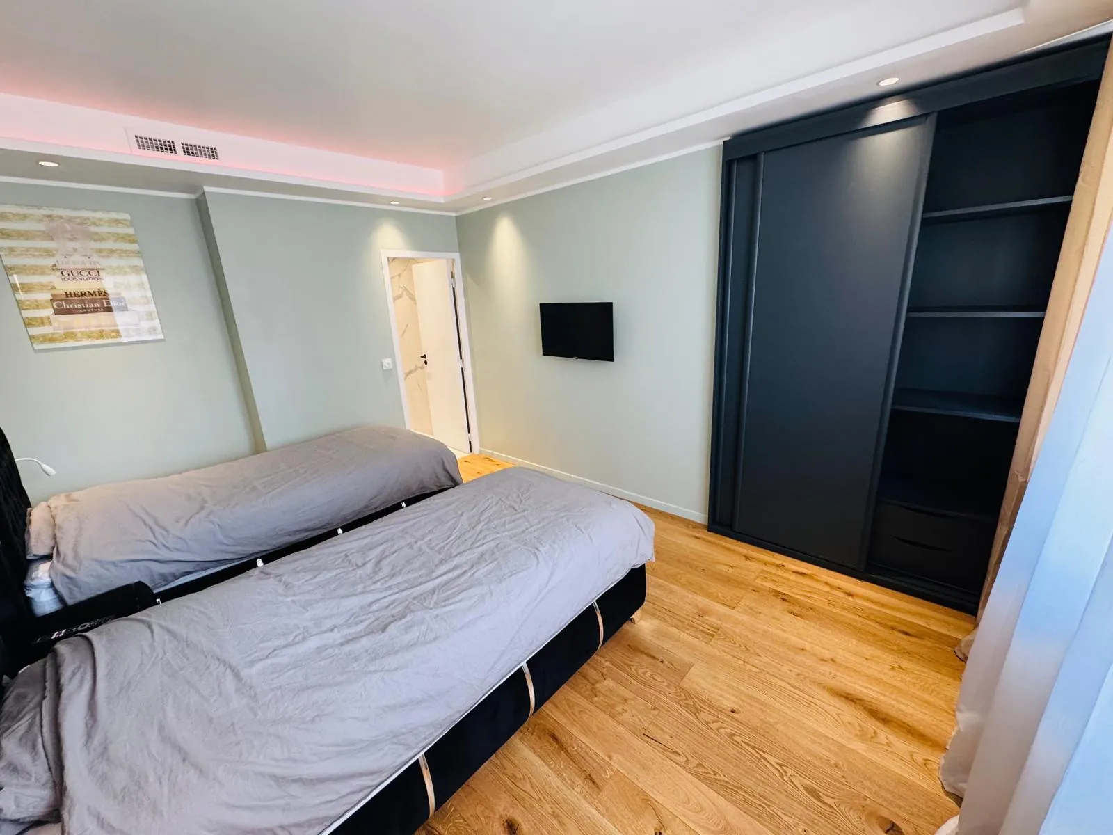À vendre à Grenoble : Magnifique appartement T3 rénové de 67 m² proche centre-ville 