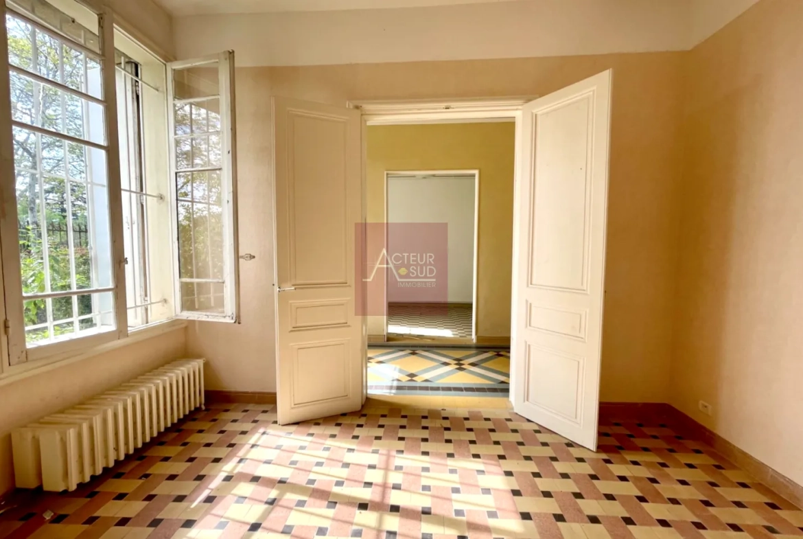 Appartement 4 pièces à vendre à Montpellier Beaux-Arts avec jardin et parking 