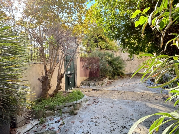 Appartement 4 pièces à vendre à Montpellier Beaux-Arts avec jardin et parking