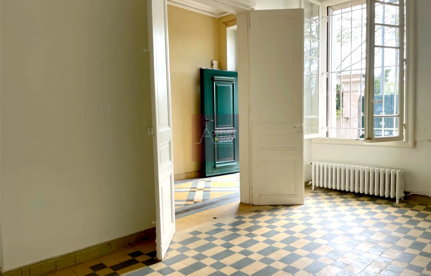 Appartement 4 pièces à vendre à Montpellier Beaux-Arts avec jardin et parking 
