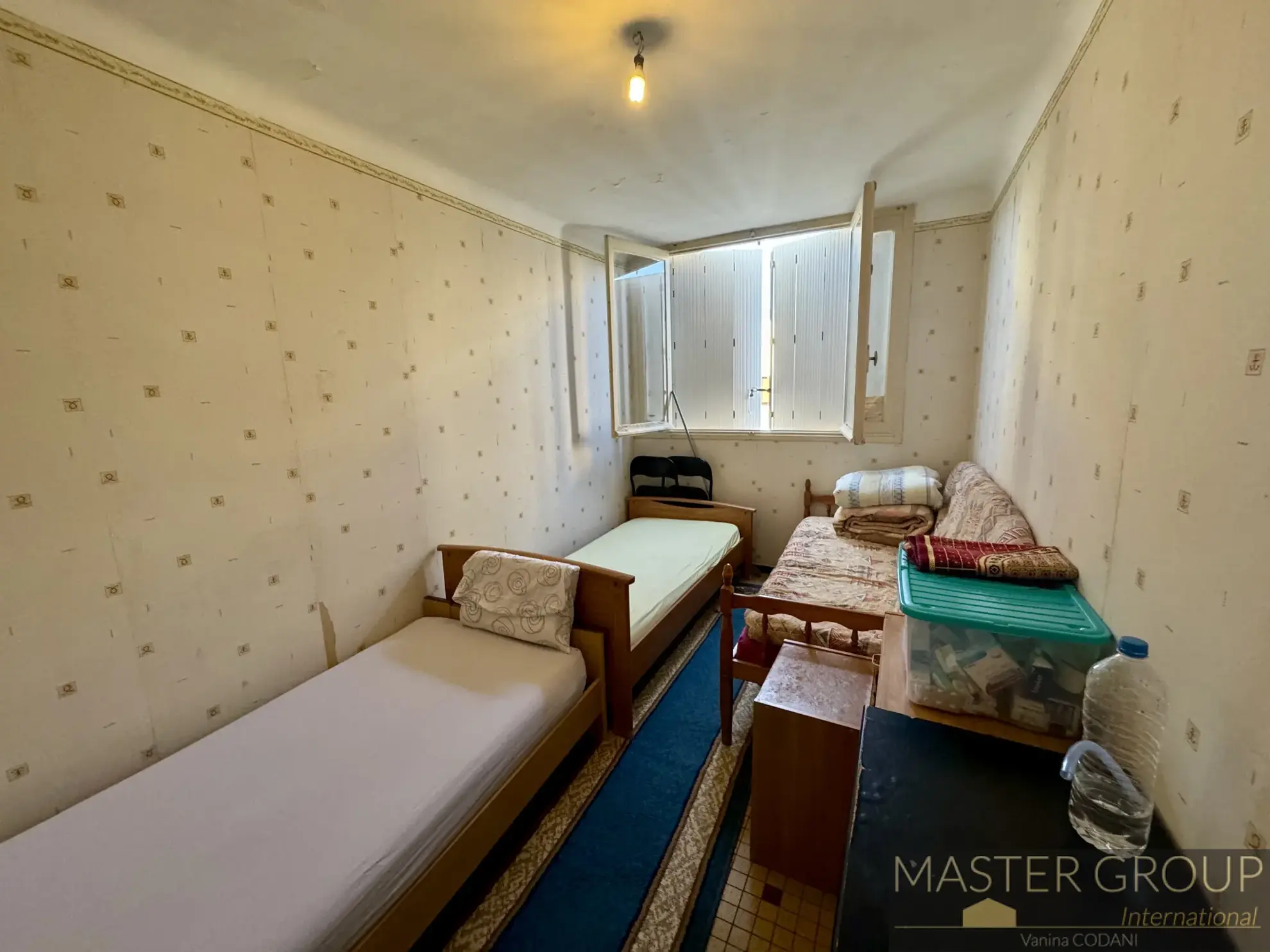 Appartement F4 à vendre à Ajaccio avec terrasse et parking – Opportunité d’investissement 