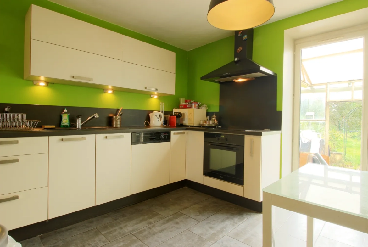 Belle maison à vendre à Lemoncourt avec grand terrain et potentiel 