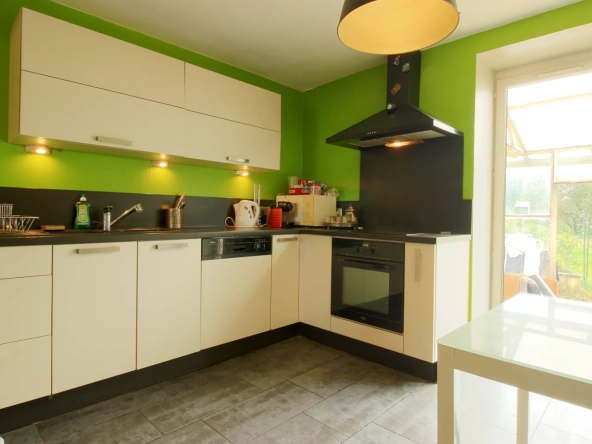 Belle maison à vendre à Lemoncourt avec grand terrain et potentiel 