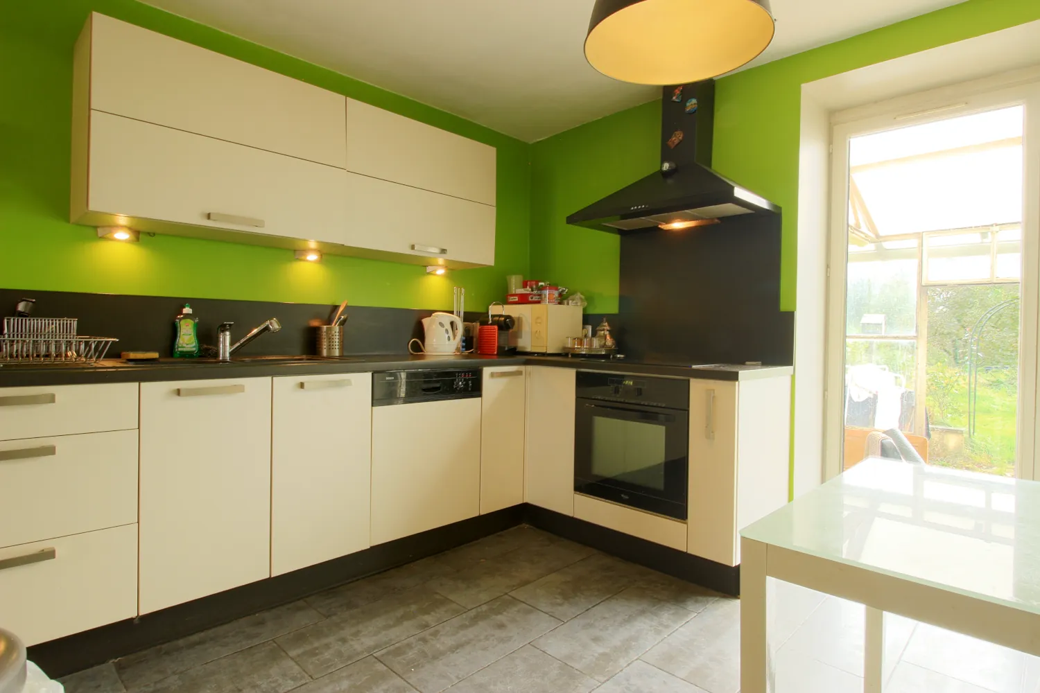 Belle maison à vendre à Lemoncourt avec grand terrain et potentiel 