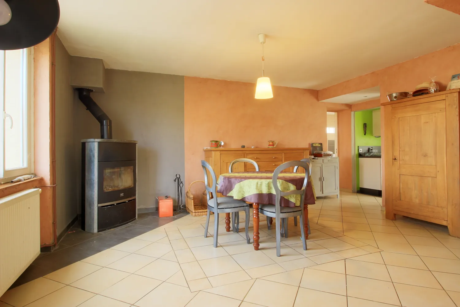 Belle maison à vendre à Lemoncourt avec grand terrain et potentiel 