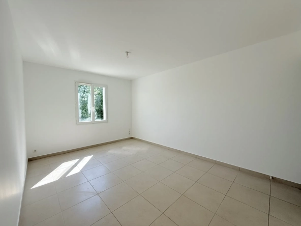 À vendre maison de 115m² avec 3 chambres et jardin à Vierzon dans le quartier Bois Marteau 