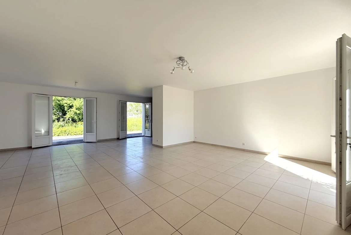 À vendre maison de 115m² avec 3 chambres et jardin à Vierzon dans le quartier Bois Marteau 