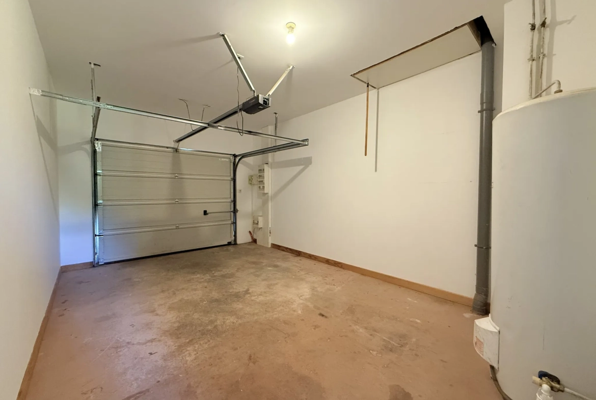 À vendre maison de 115m² avec 3 chambres et jardin à Vierzon dans le quartier Bois Marteau 