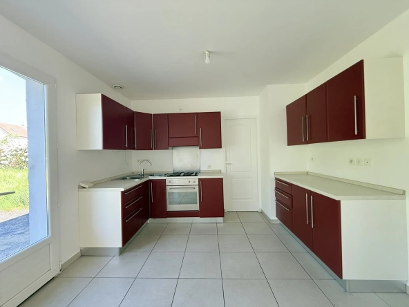 À vendre maison de 115m² avec 3 chambres et jardin à Vierzon dans le quartier Bois Marteau 