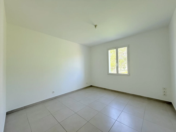 À vendre maison de 115m² avec 3 chambres et jardin à Vierzon dans le quartier Bois Marteau 