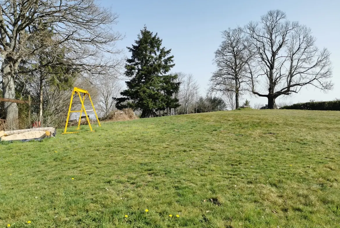Terrain constructible avec vue dégagée à Saint Georges de Mons 