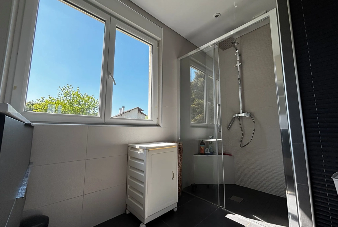 Maison à Exincourt de 112m² avec jardin et sous-sol à rénover 