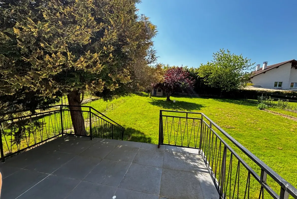 Maison à Exincourt de 112m² avec jardin et sous-sol à rénover 
