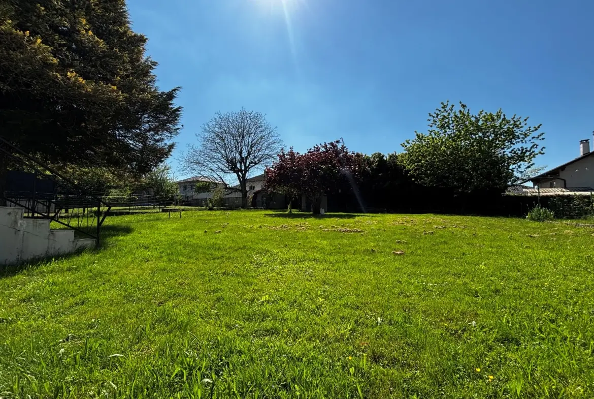 Maison à Exincourt de 112m² avec jardin et sous-sol à rénover 