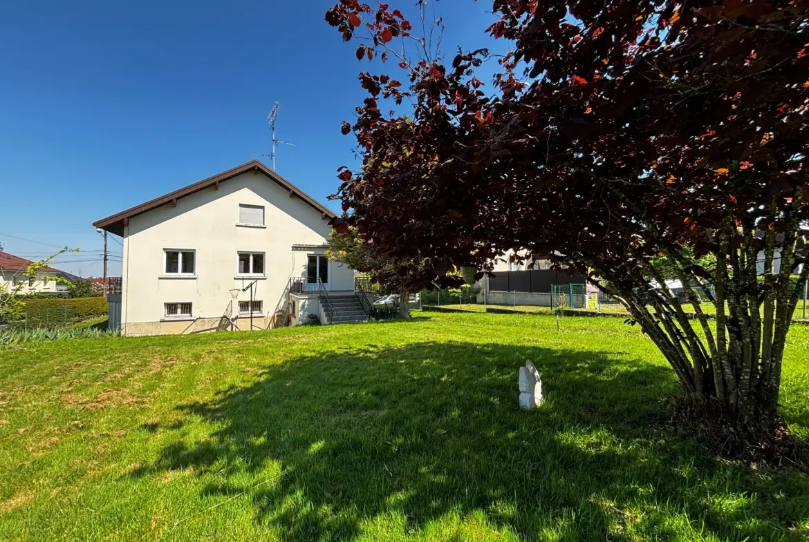 Maison à Exincourt de 112m² avec jardin et sous-sol à rénover 