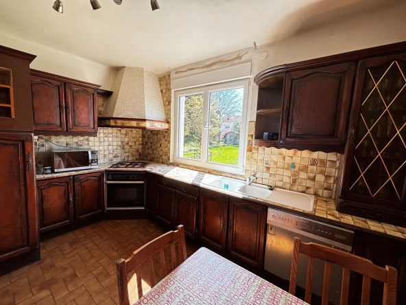 Maison à vendre à Exincourt de 112 m² avec jardin et travaux à prévoir 