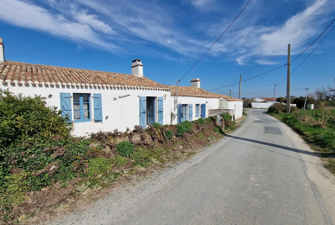 Longère vendéenne à Bouin près de la mer avec jardin et potentiellement rénovée 