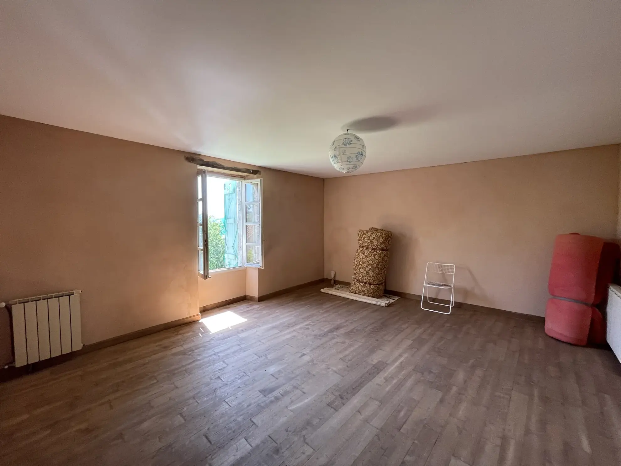 Charmante maison gasconne en pierre avec grand terrain à Moncrabeau 