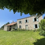 Charmante maison gasconne en pierre avec grand terrain à Moncrabeau