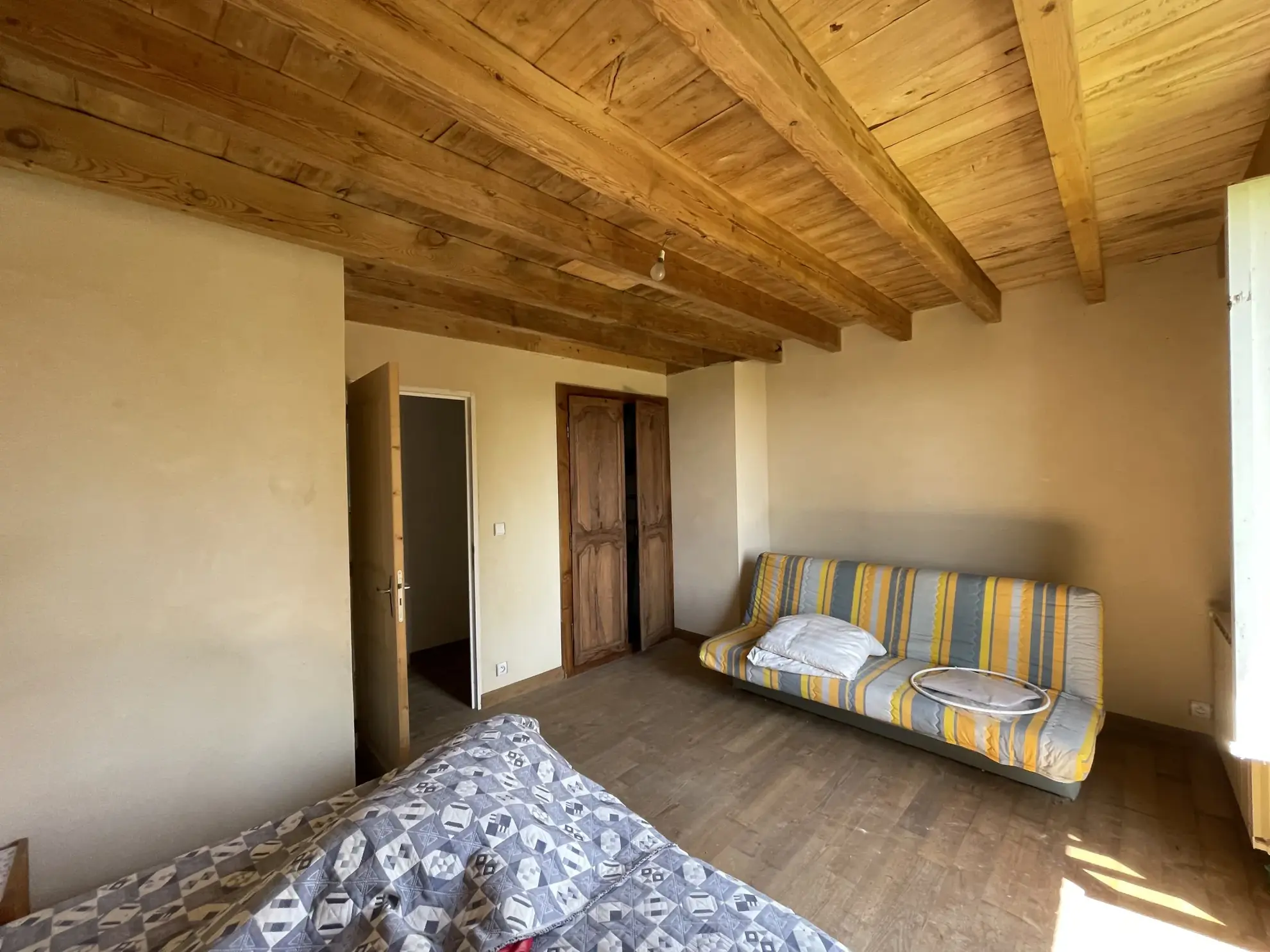 Charmante maison gasconne en pierre avec grand terrain à Moncrabeau 