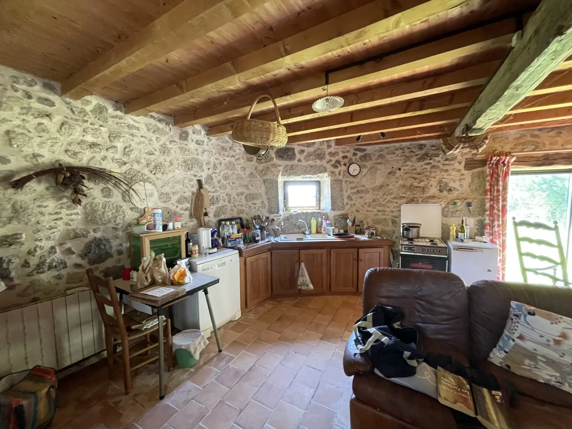 Charmante maison gasconne en pierre avec grand terrain à Moncrabeau 