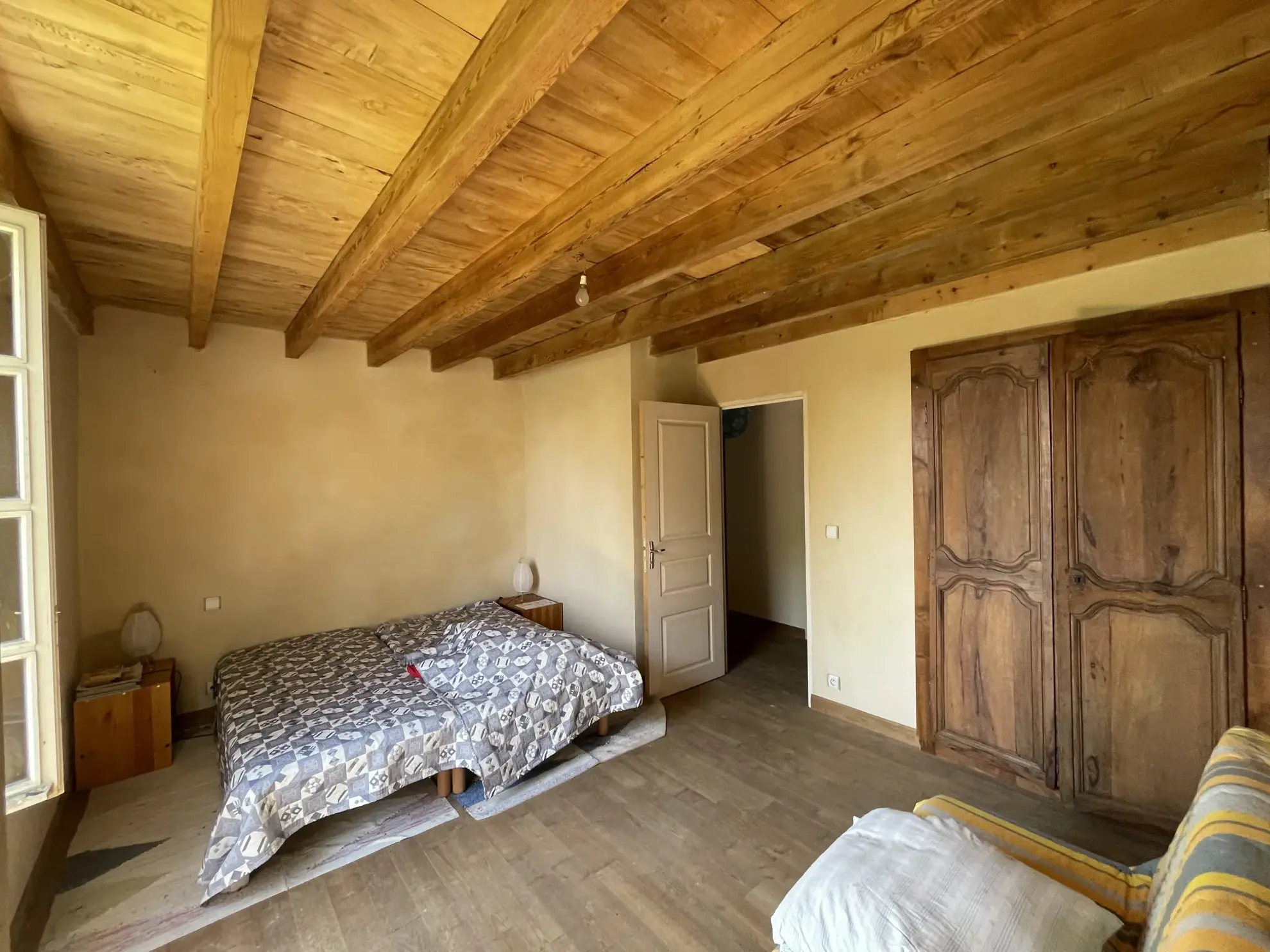 Charmante maison gasconne en pierre avec grand terrain à Moncrabeau 