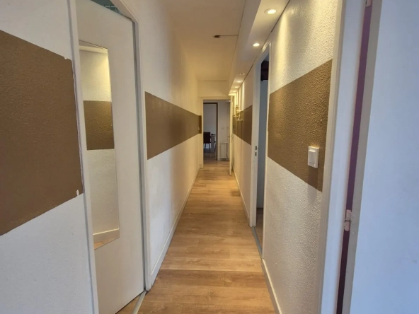 Appartement t5 lumineux avec balcon à Perpignan proximité université 
